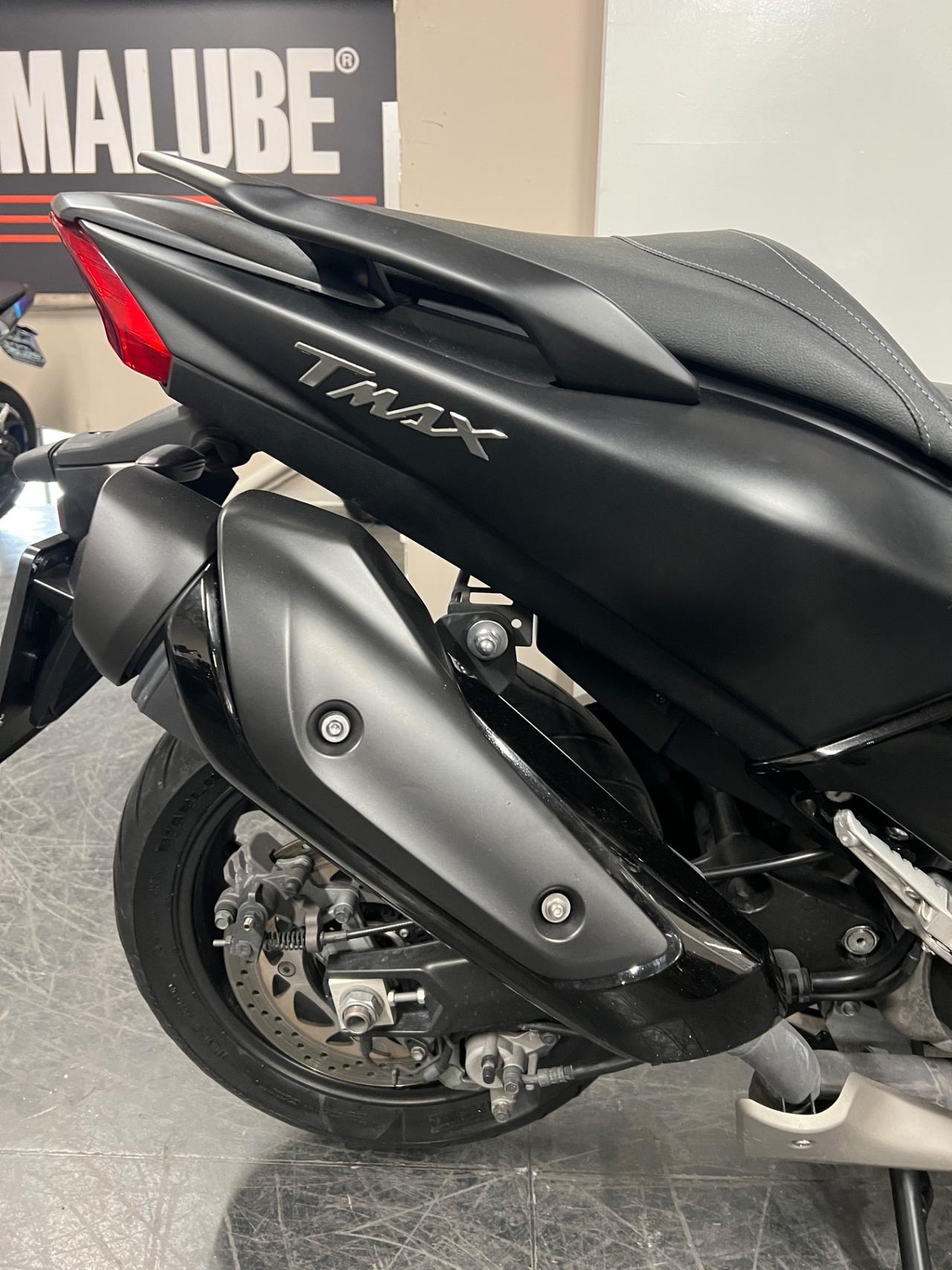 Yamaha TMAX DX