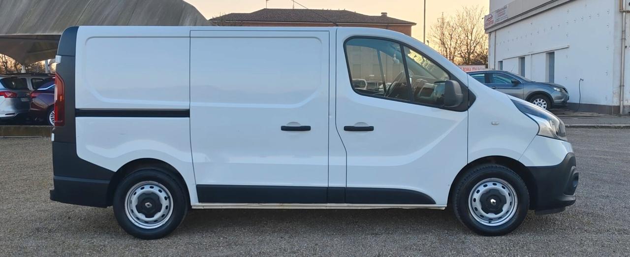 Renault Trafic T27 1.6 dCi 95CV S&S PC-TN Zen