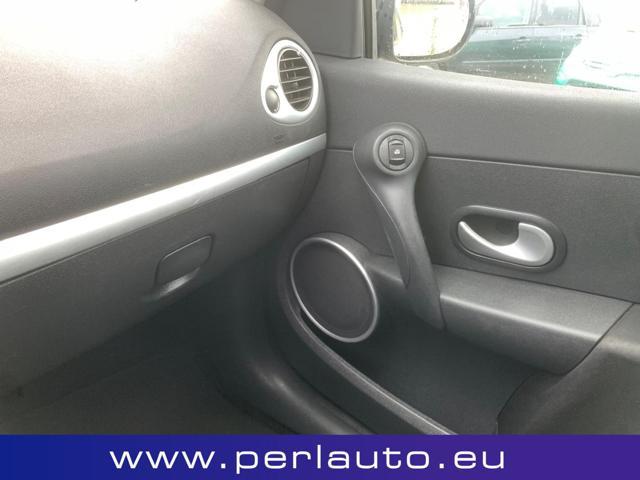 RENAULT Clio 1.2 16V 5 porte GPL Dynamique