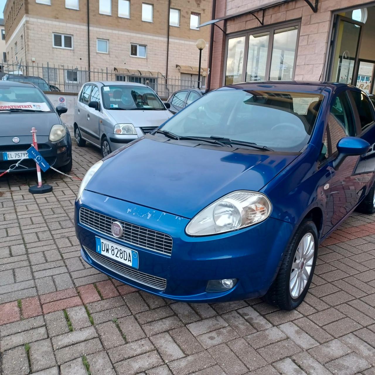 NEOPATENTATI G. PUNTO 1.4 BENZINA / METANO DI FABBRICA