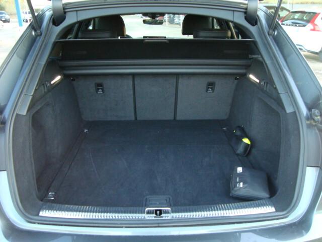 Audi A4 Avant 40 TDI quattro S tronic line edition