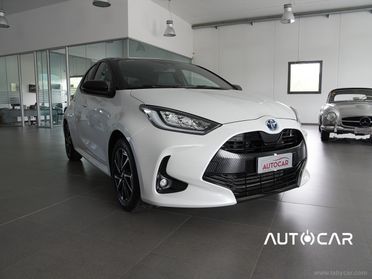 TOYOTA Yaris 1.5h Lounge