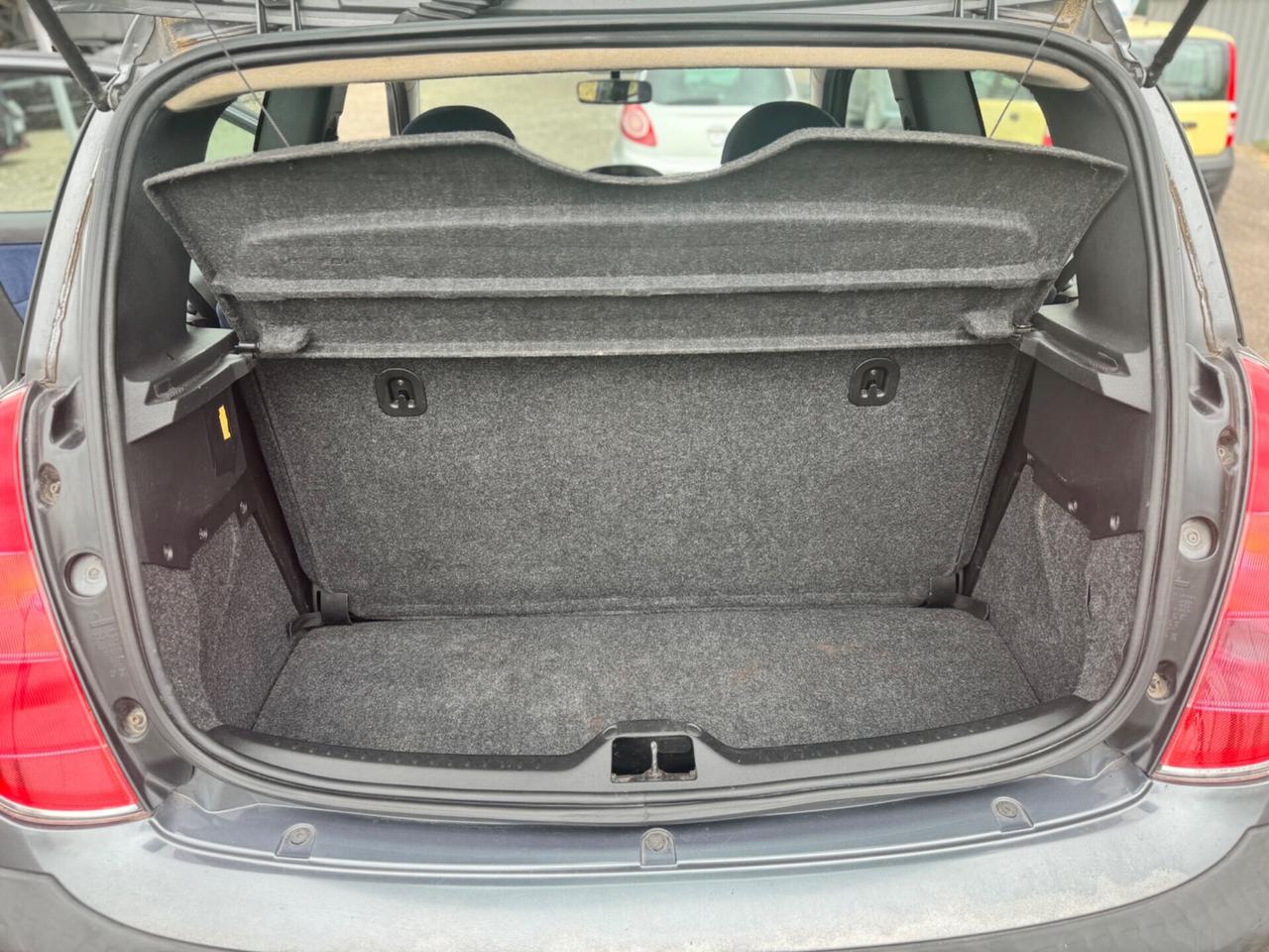 Lancia Ypsilon 1.2 16V Argento