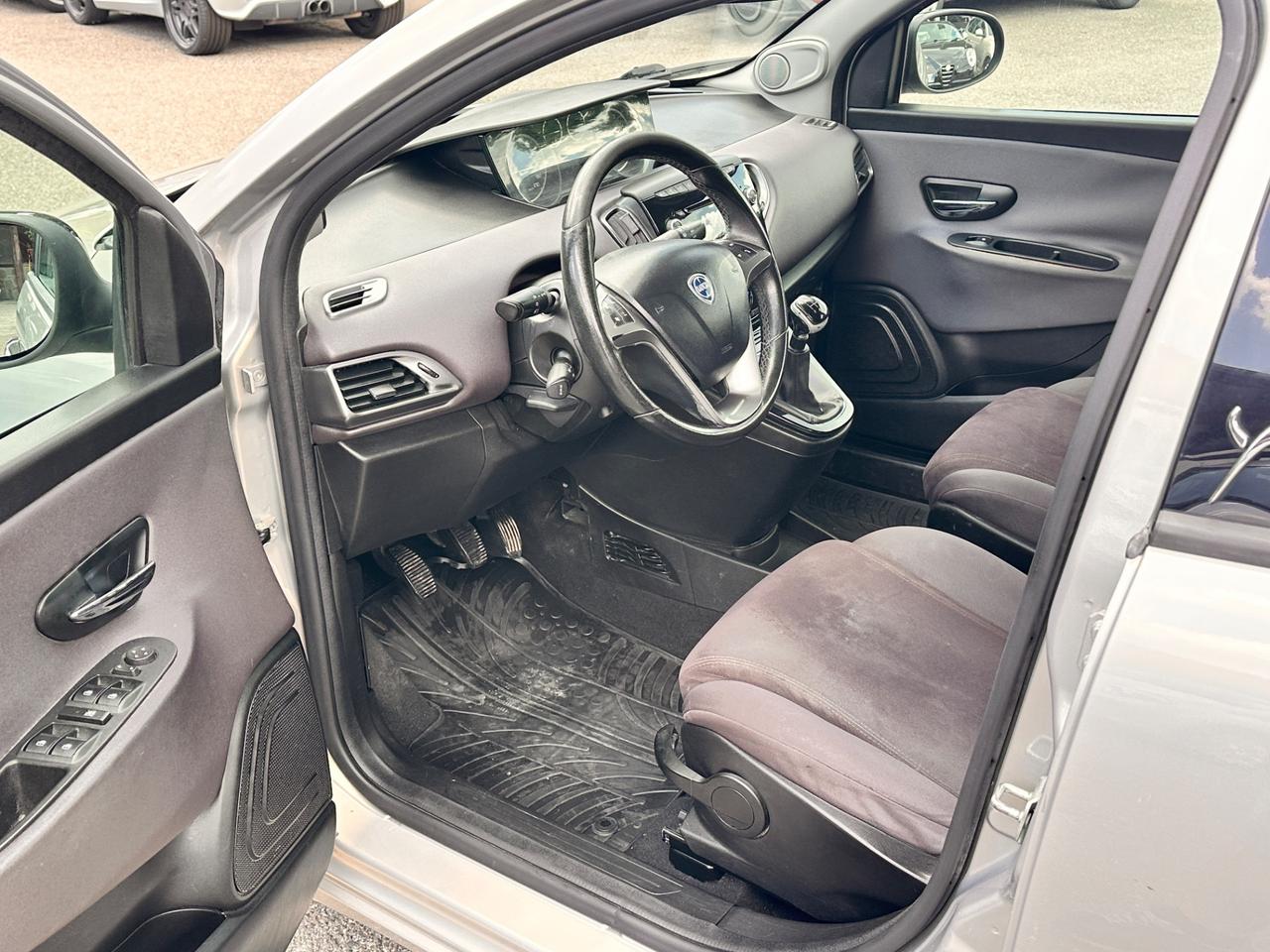 Lancia Ypsilon 1.3 MJT 16V 95 CV 5 porte S&S Platinum