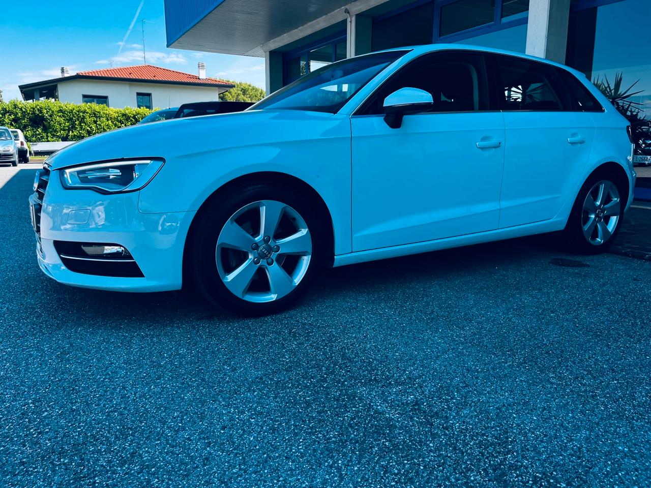 Audi A3 SPB 2.0 TDI 150 CV clean diesel Ambition Pronta consegna