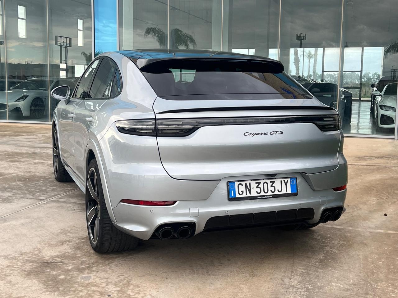Porsche Cayenne Coupe 4.0 GTS possibilità noleggio no scoring