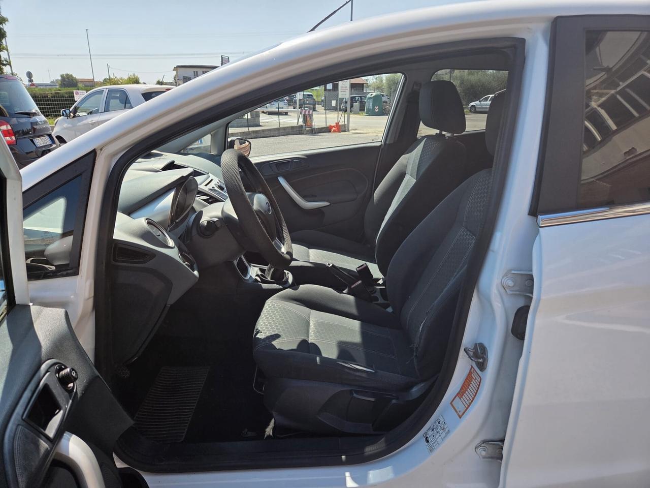 Ford Fiesta 1.4 5 porte Bz.- GPL Titanium