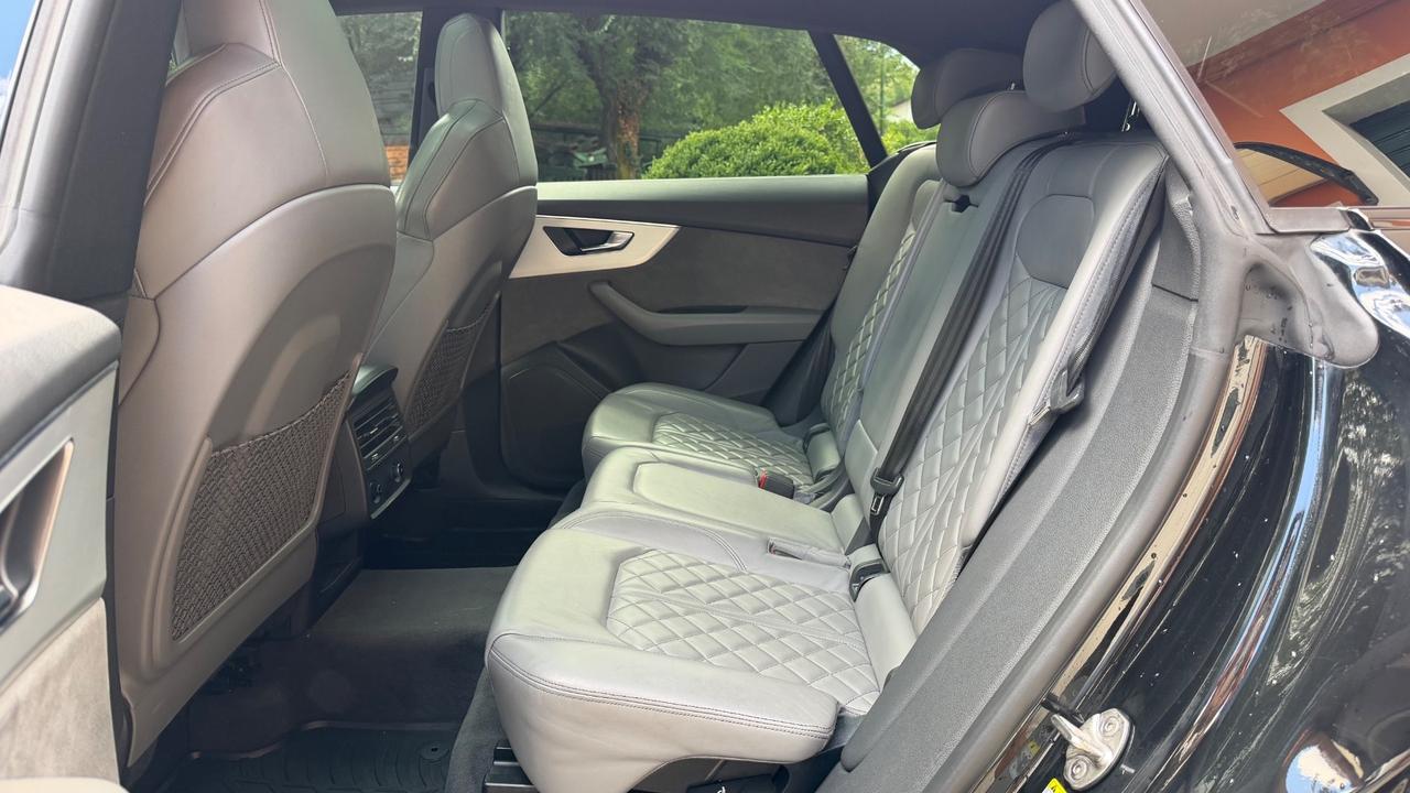 Audi Q8 50 TDI 286 CV quattro tiptronic Sport