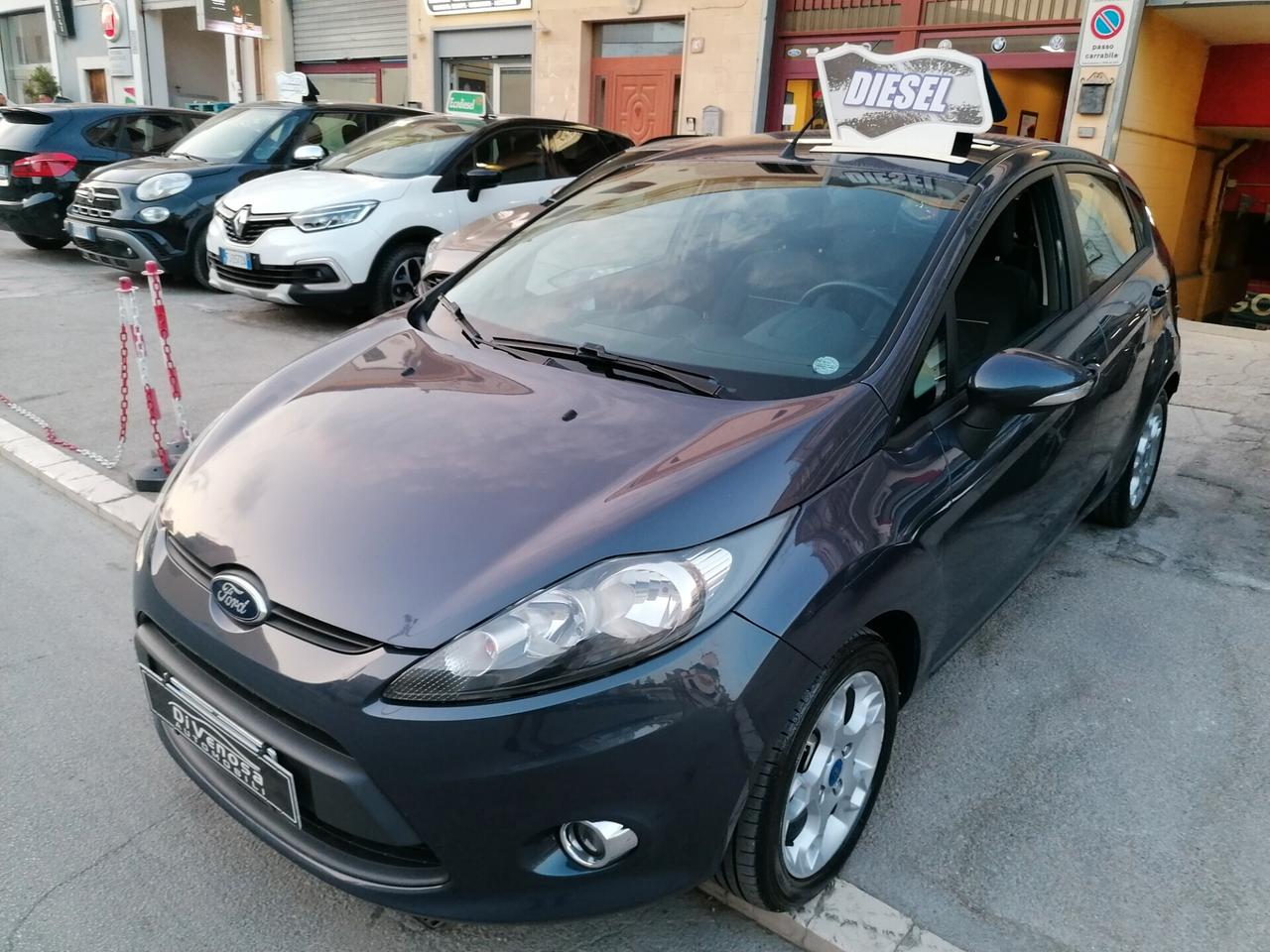 Ford Fiesta Ikon 1.4 TDCi 70CV 5 porte