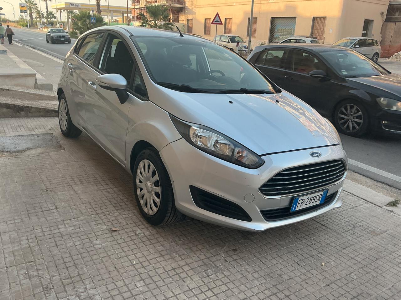 Ford Fiesta 1.5 TDCi 75CV 5 porte Titanium