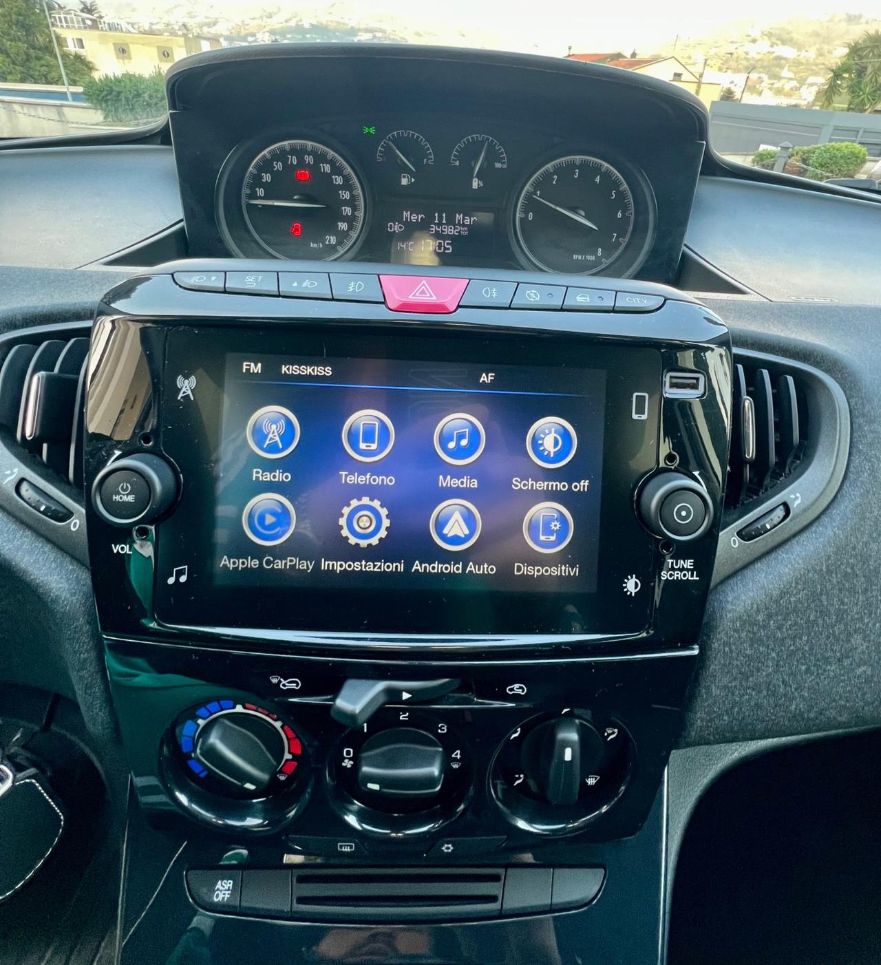 Lancia Ypsilon 1.0 5 porte Acc.Permute