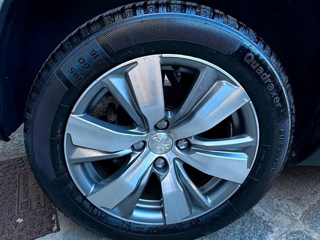 PEUGEOT 2008 1.2 VTi 82CV ALLURE NEOP km 56.000