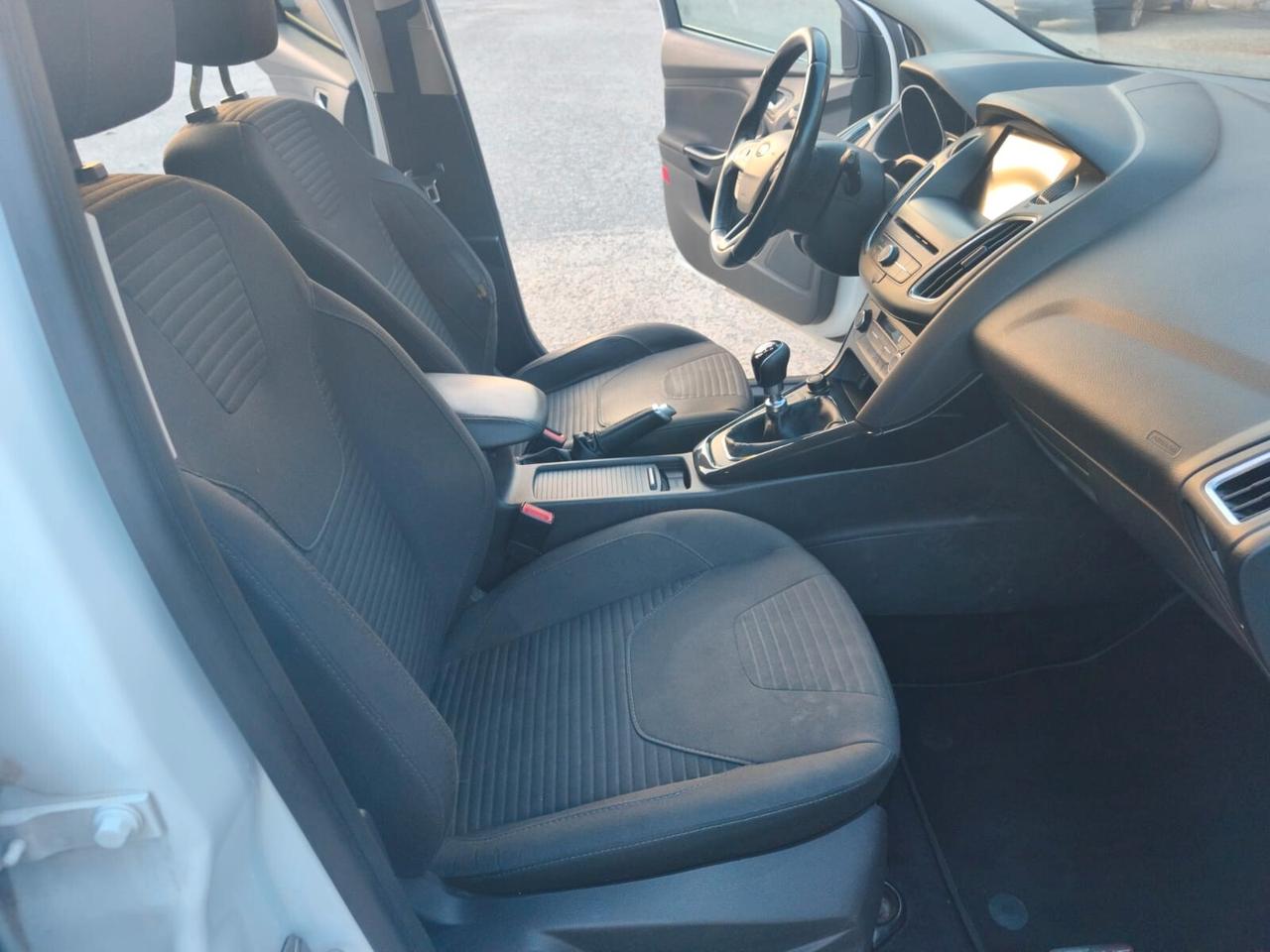 Ford Focus Sw 2017----1.0 Benzina