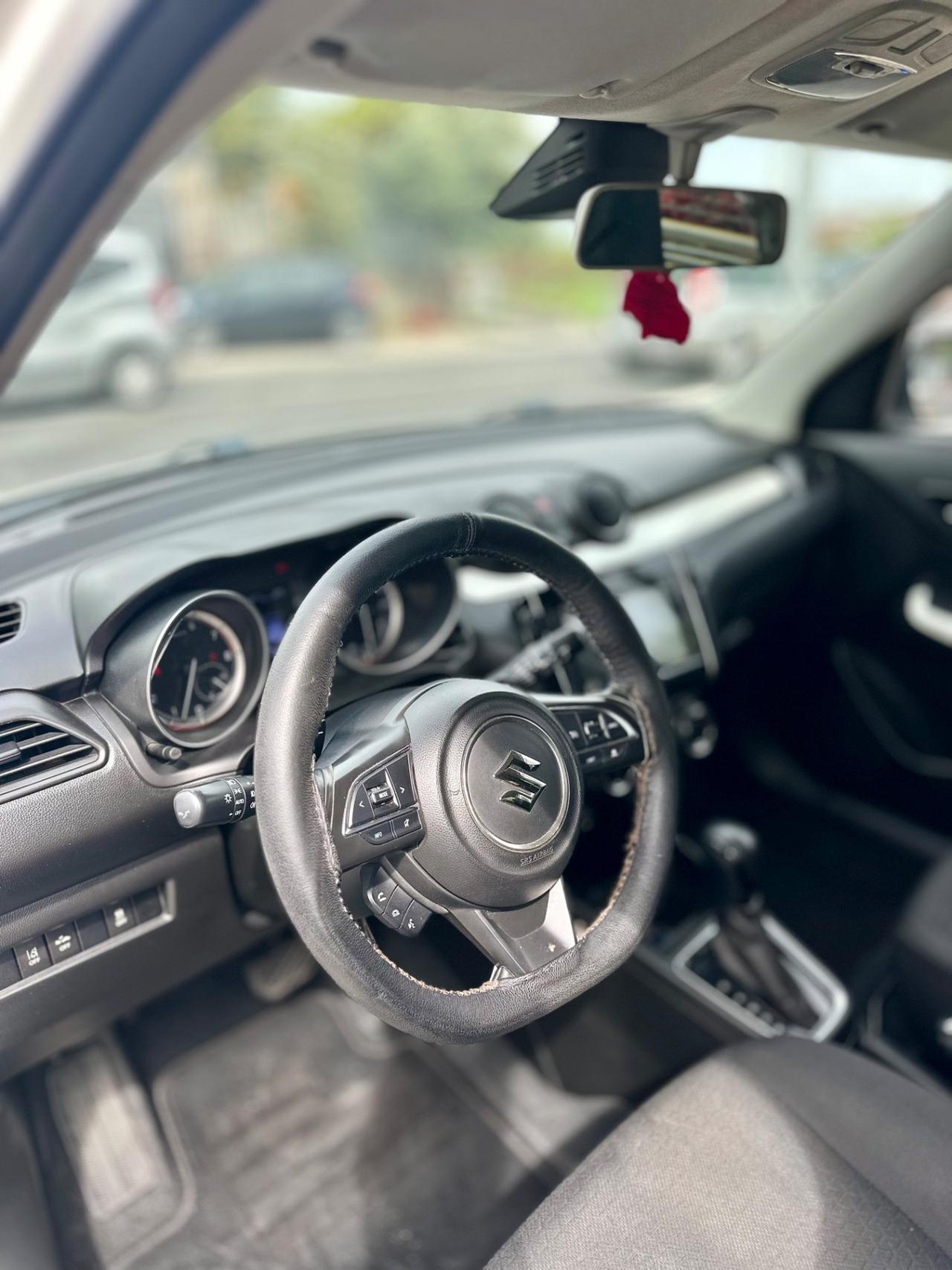 Suzuki Swift 1.0 Cambio Automatico Per Neopatentati