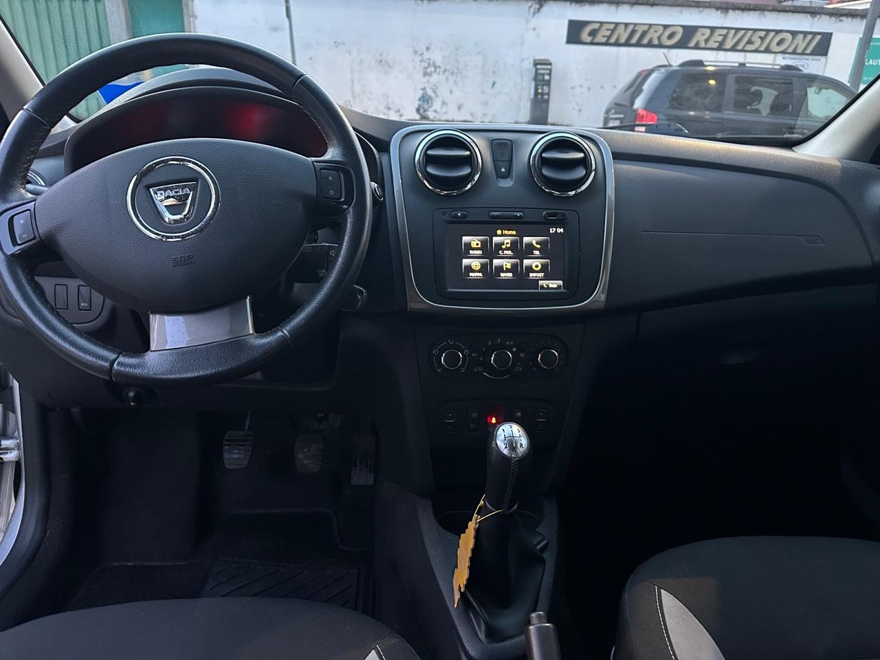 Dacia Sandero Stepway 900 TCe 90CV - ok neopatentati