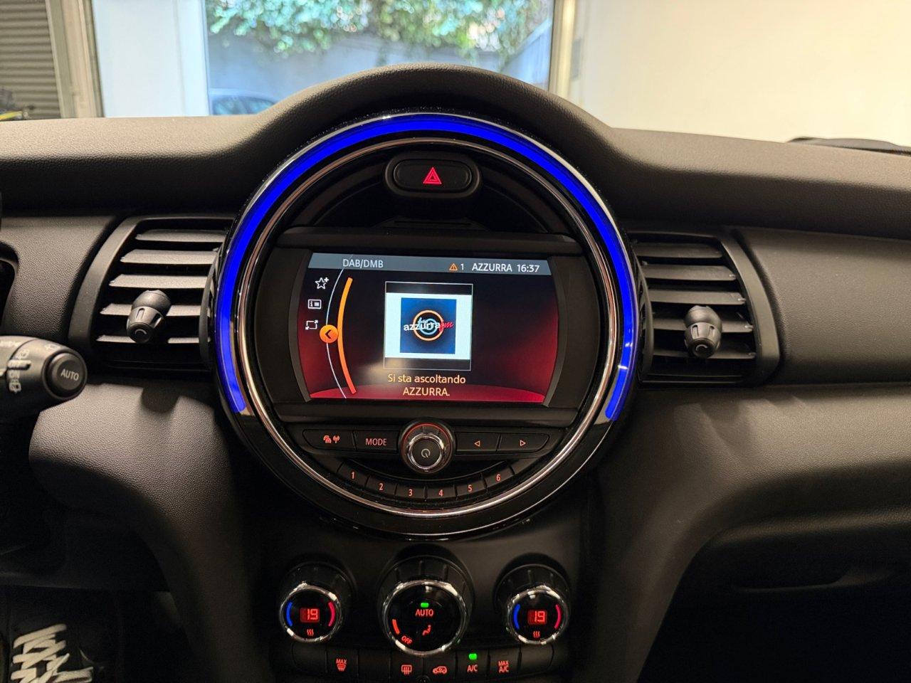 Mini 5 Porte One Baker Street 1.5 Twin Power Turbo 75cv
