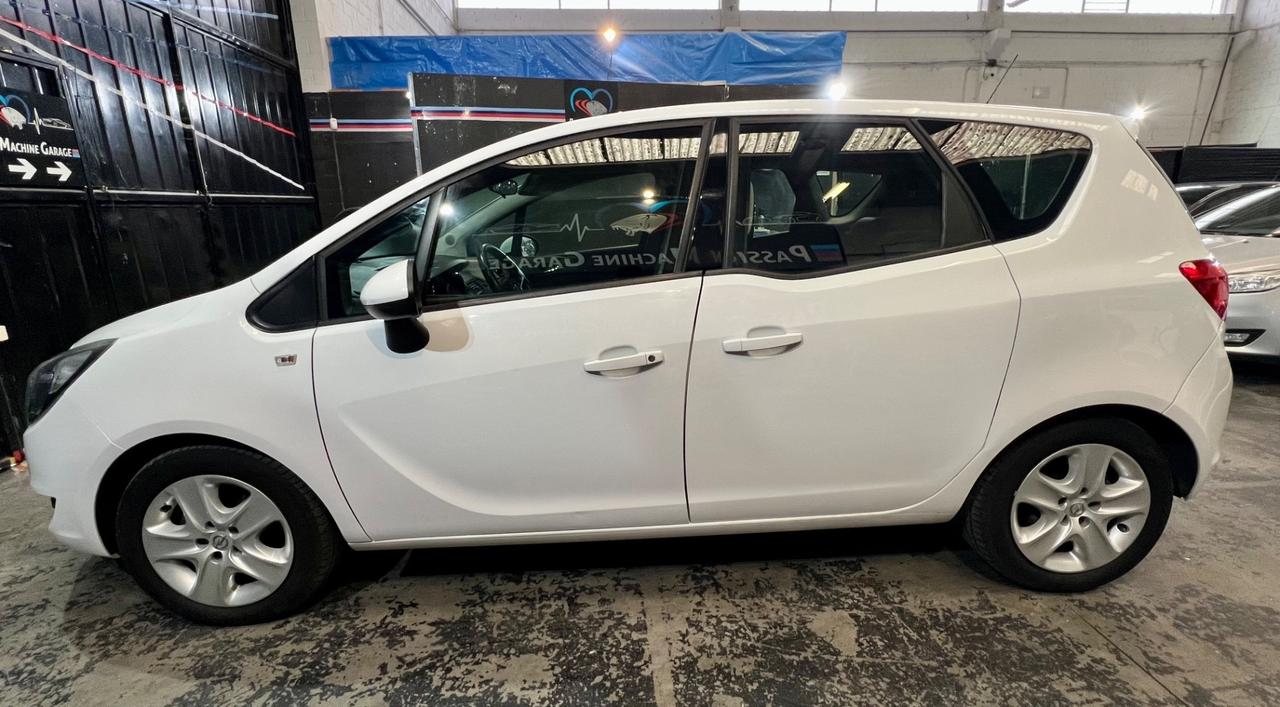 Opel Meriva 1.4 Turbo 120CV GPL con Gancio Traino