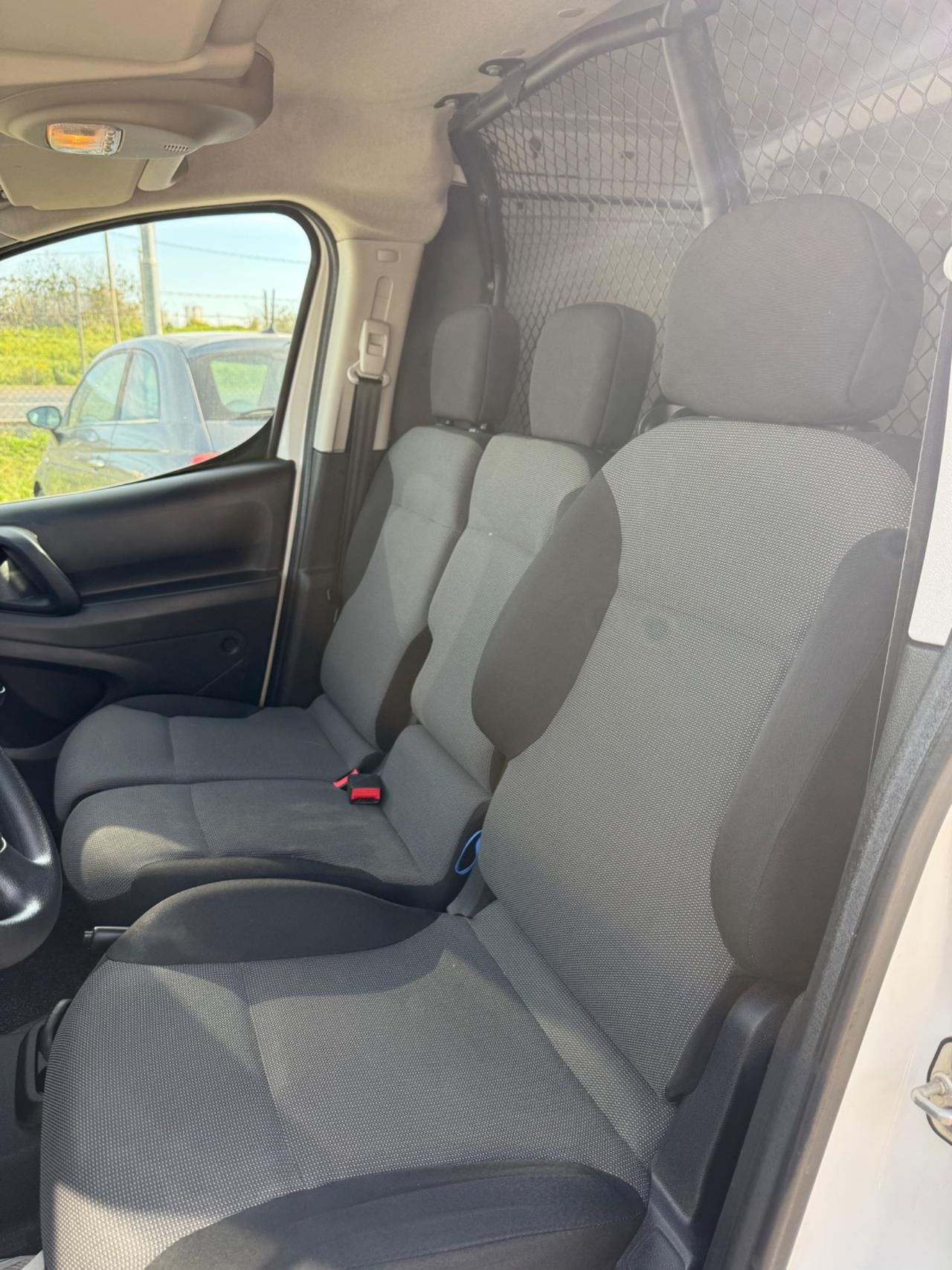 Peugeot Partner 3 posti diesel garanzia