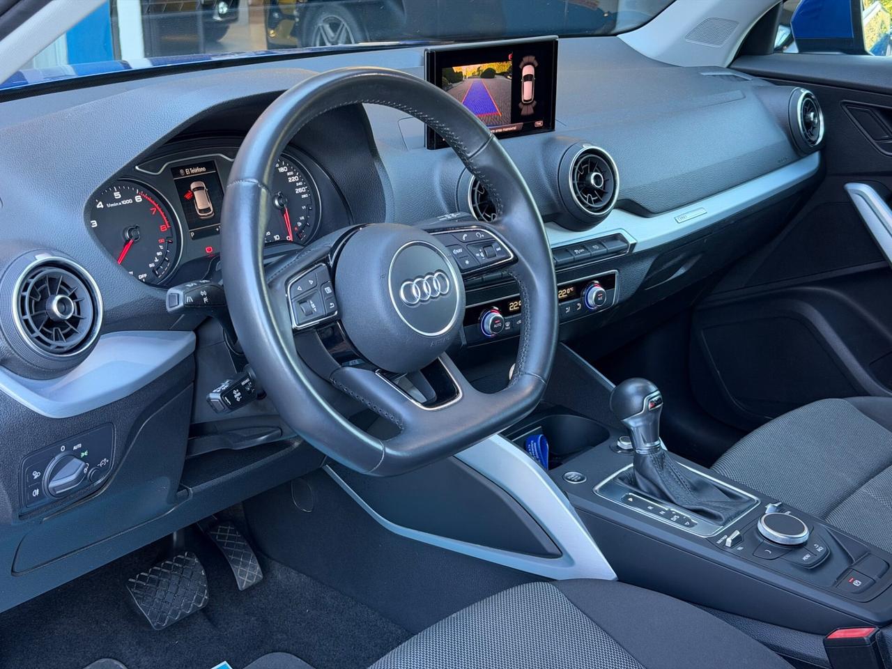 Audi Q2 35 TFSI S tronic Identity Black