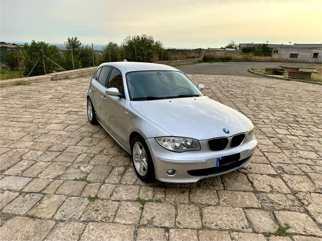 Bmw 120 120d cat 5 porte Attiva