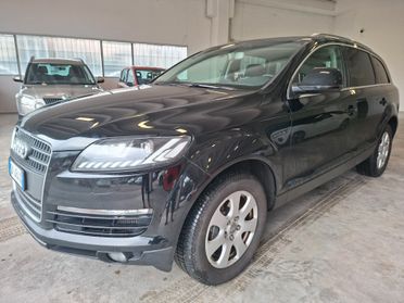 Audi Q7 3.0 V6 TDI 233CV quattro tiptronic