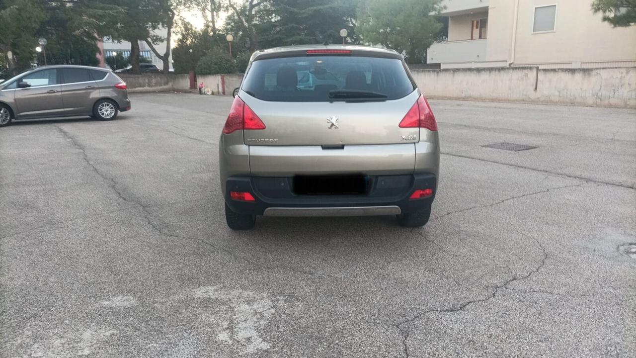 Peugeot 3008 1.6 HDi 110CV cambio robotizzato Premium