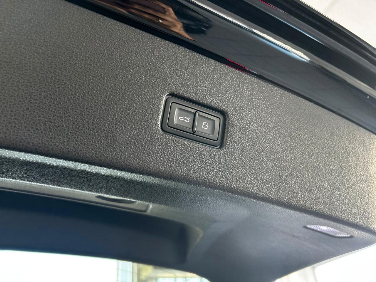 Audi Q8 50 TDI 286 CV quattro tiptronic Sport 2020