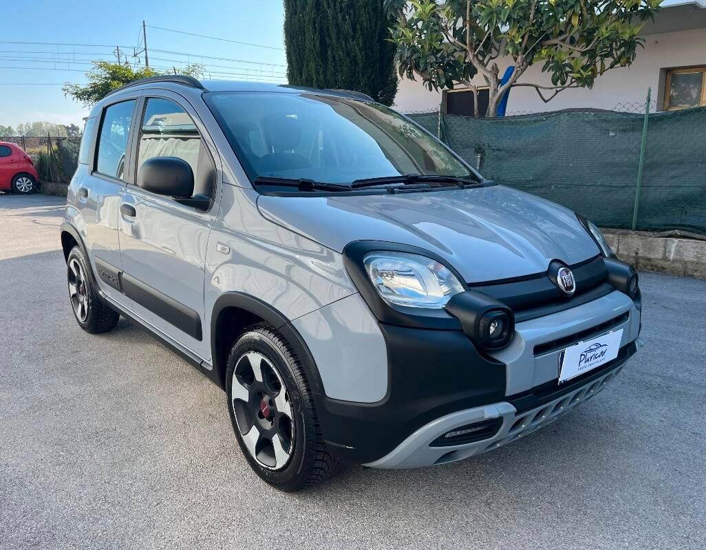 Fiat Panda 1.0 hybrid City Cross s&s 70cv