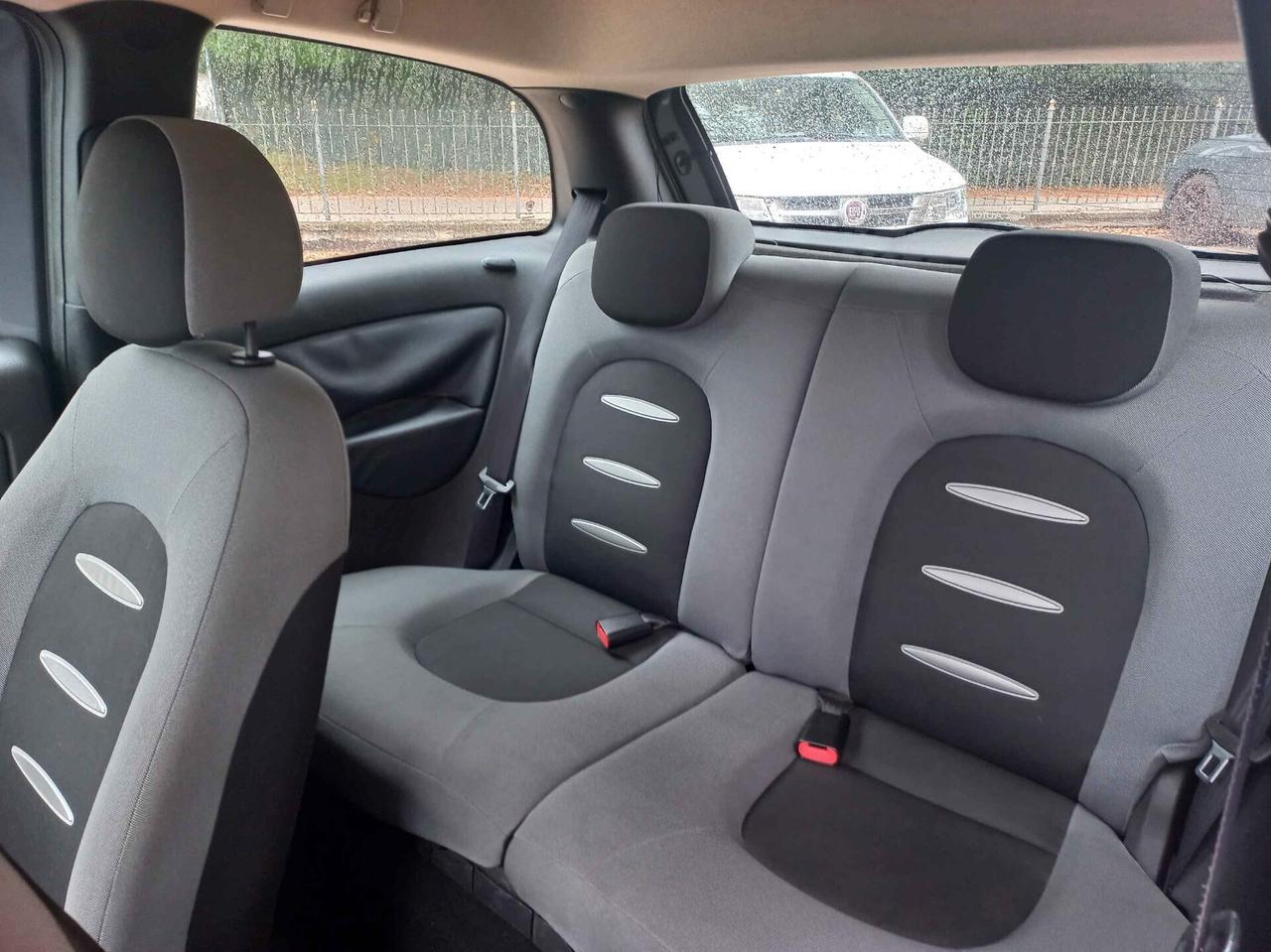 Lancia Ypsilon 1.2 Argento