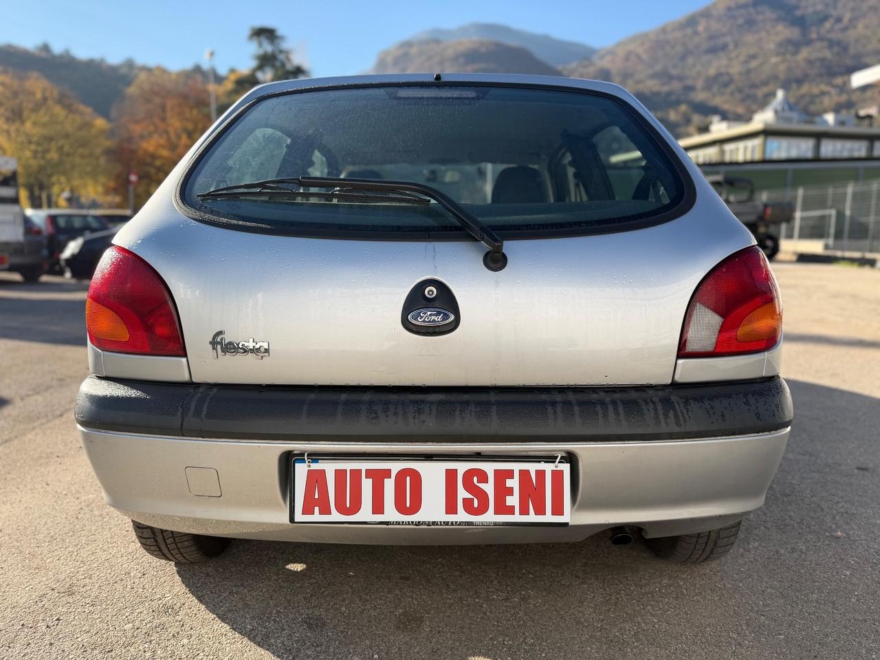 Ford Fiesta 1.2i 16V cat 3 SOLO 100.000 KM NEOPATENTATI OK