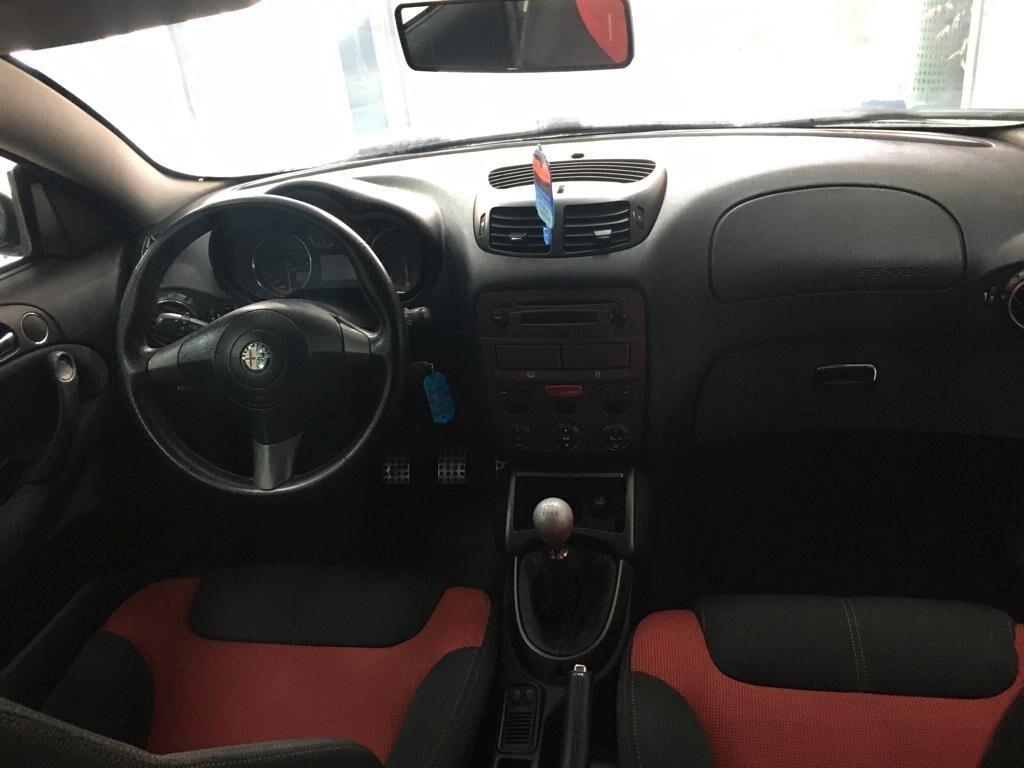 Alfa Romeo GT 1.9 JTDM 16V Black Line