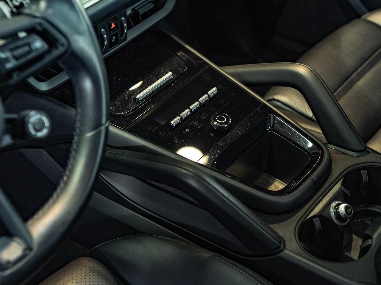 Porsche Cayenne 3.0 - E-HYBRID - SUBENTRO LEASING