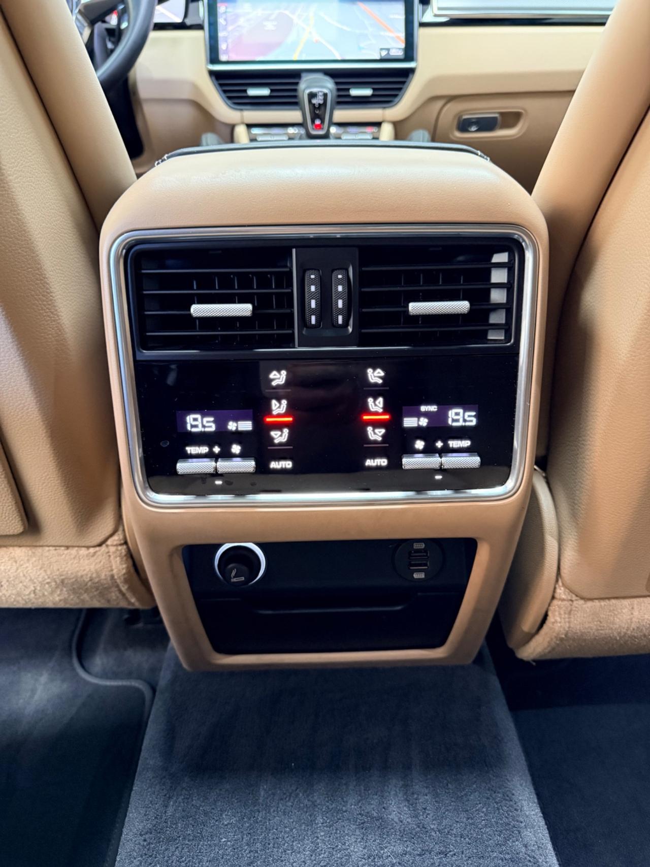 Porsche Cayenne 3.0 V6 340CV 06/2018 TETTO RISCALDABILI ITALIANA