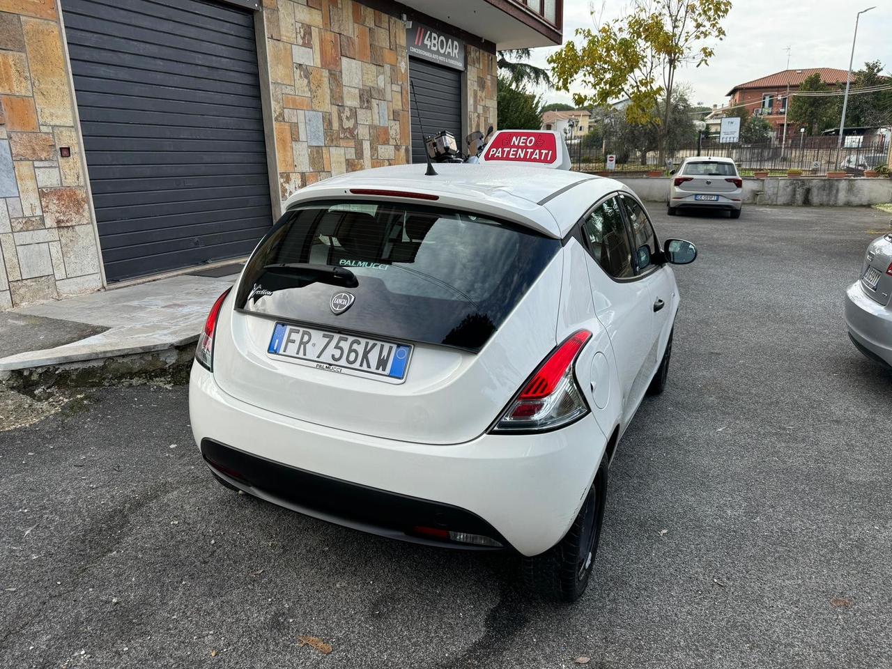 Lancia Ypsilon 1.2 69cv Elefantino - NEOPATENTATI