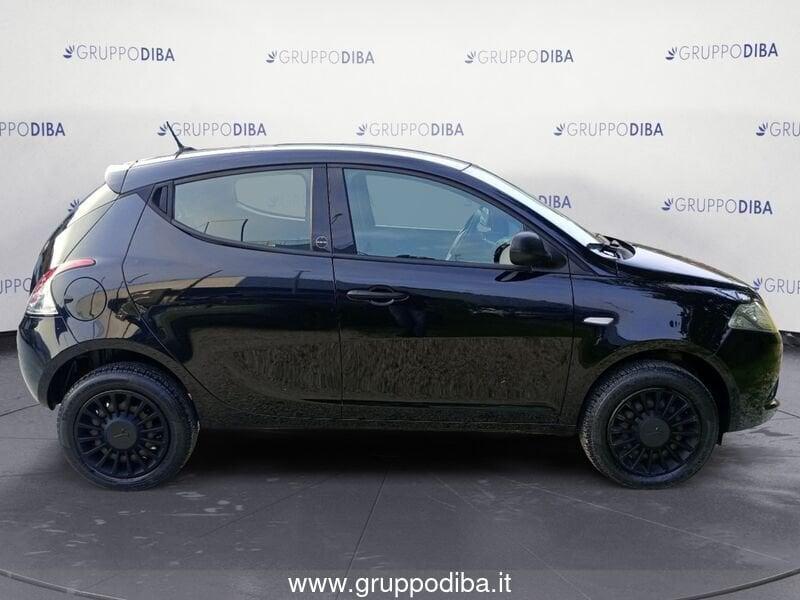 Lancia Ypsilon III 2015 Benzina 0.9 t.air Elefantino Blu ecochic metano 70