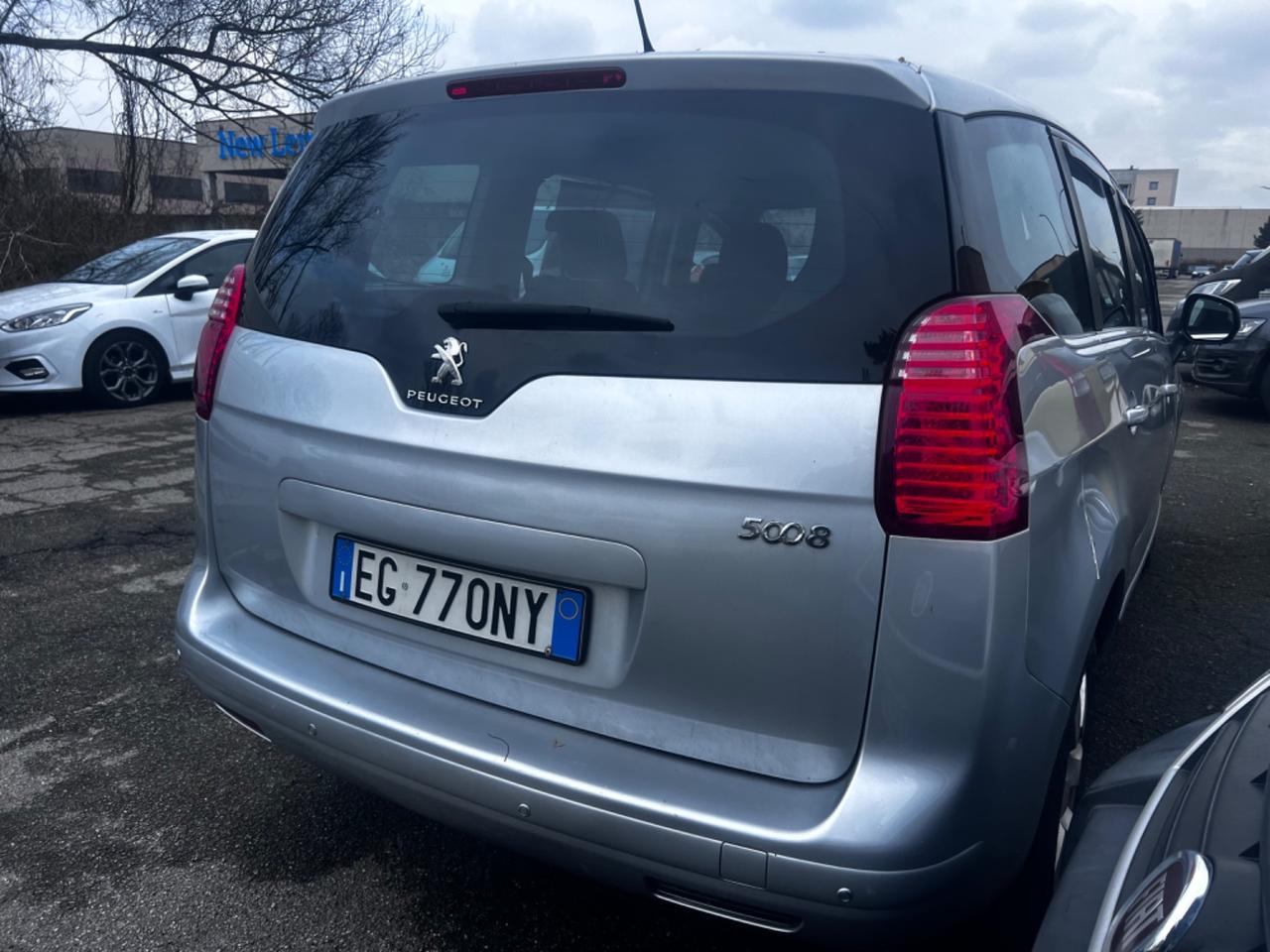 Peugeot 5008 1.6 HDi 112CV Business