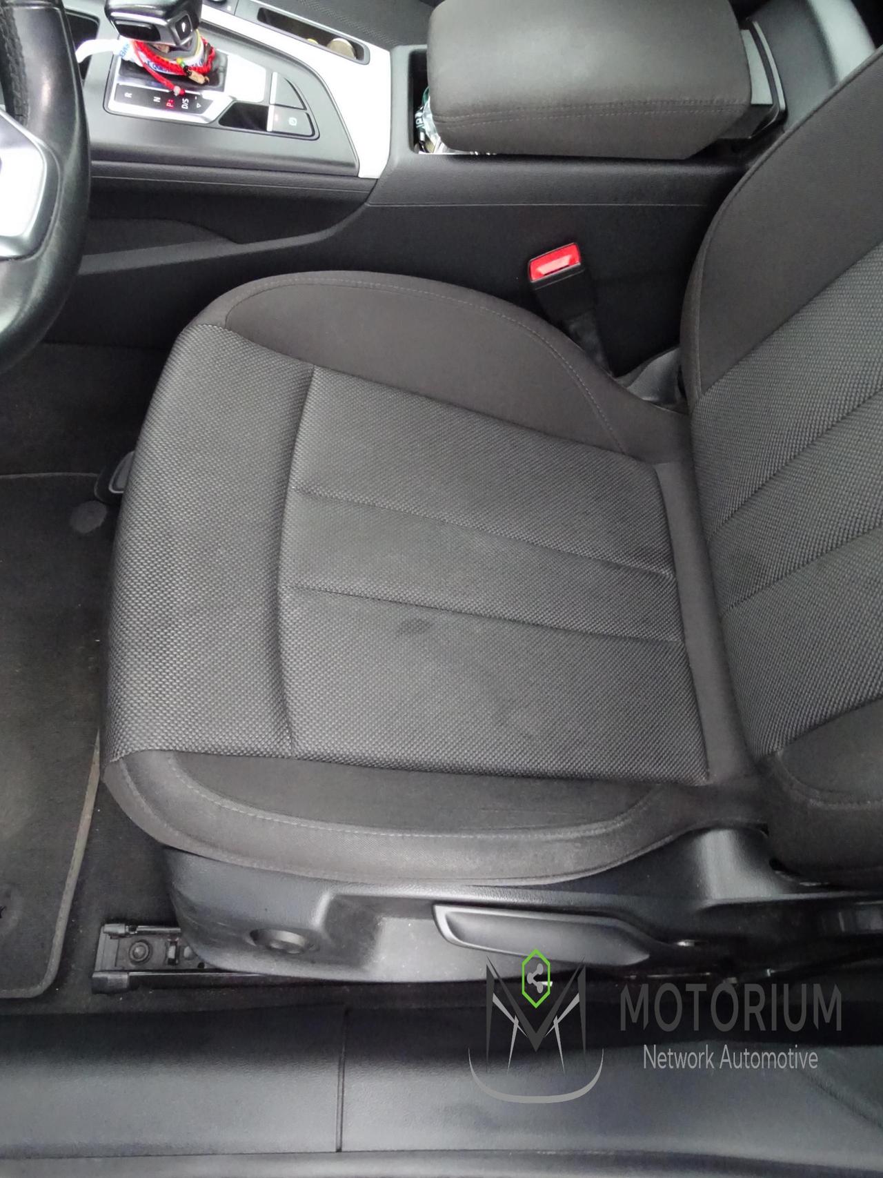 Audi A4 Avant 35 2.0 tdi mhev Business Advanced 163cv s-tronic