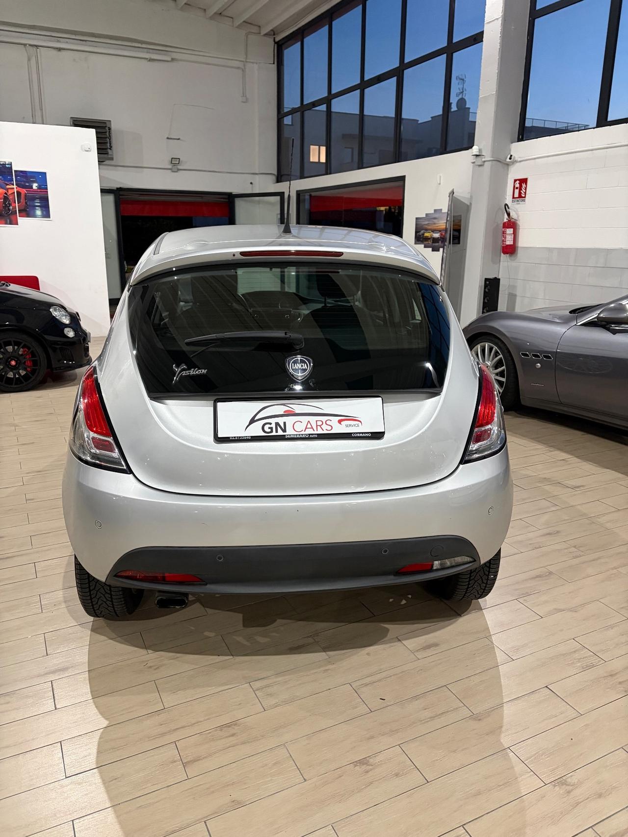 Lancia Ypsilon 0.9 TwinAir 85 CV