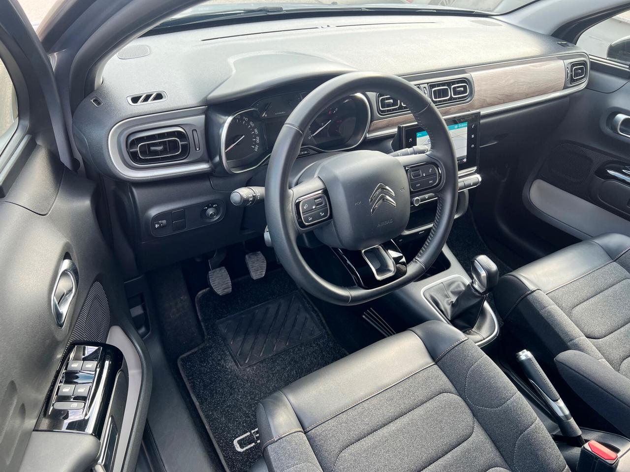 Citroen C3 1.5 bluehdi 100cv Shine Pack LED/NAVI OK NEOPATEN.