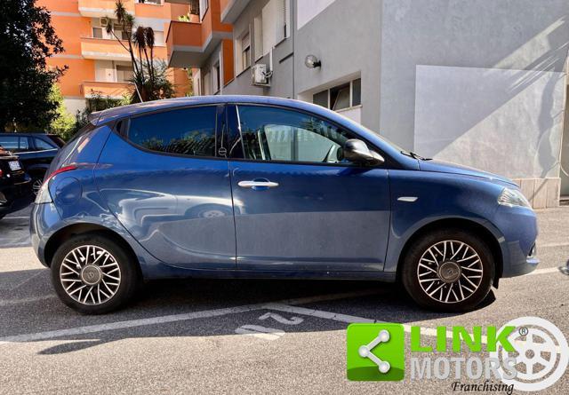 LANCIA Ypsilon 1.0 FireFly 5 porte S&S Hybrid Ecochic Gold