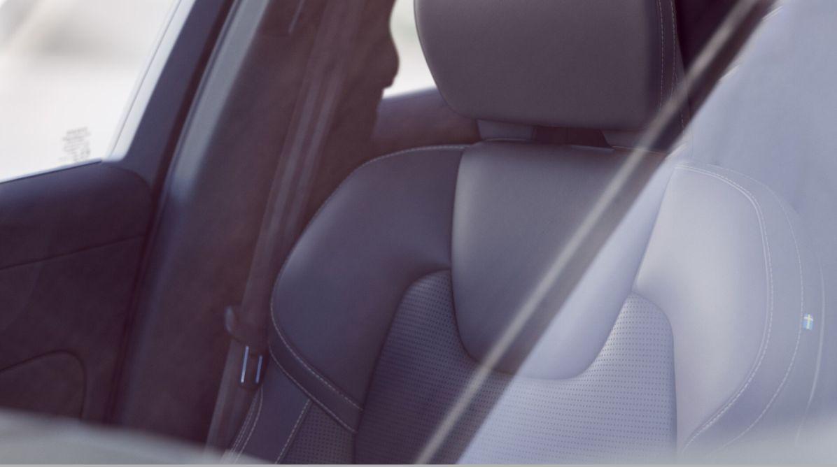 VOLVO Xc60 T6 Plug-In Hybrid Awd Automatico Ultra Dark