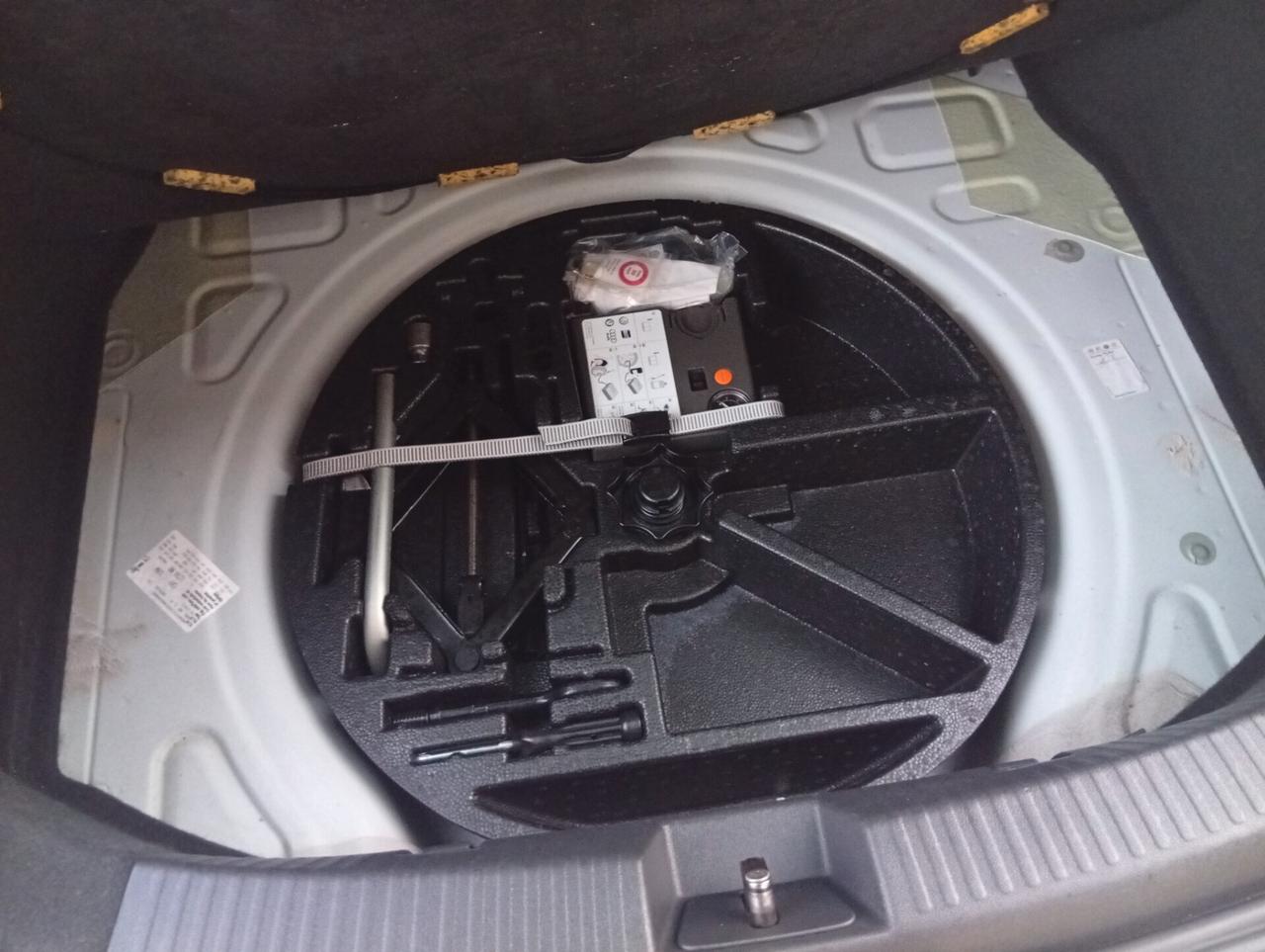 Volkswagen Maggiolino 1.6 TDI Design