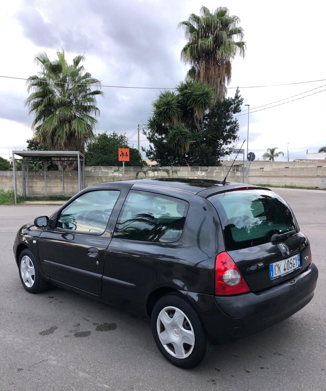 RENAULT CLIO 1.5 DIESEL DYNAMIQ