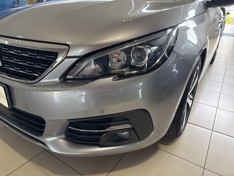 Peugeot 308 BlueHDi 120 EAT6 S&S SW Allure