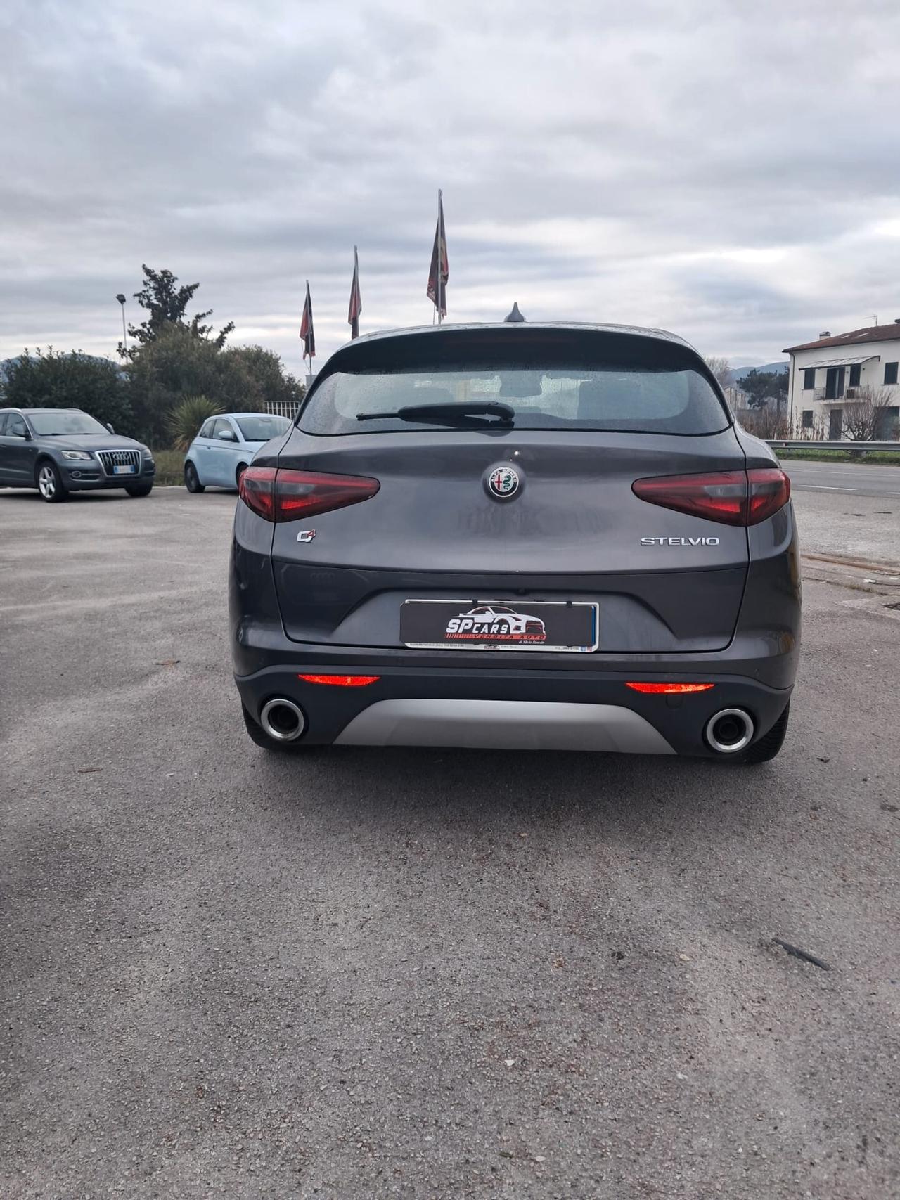 Alfa Romeo Stelvio 2.2 Turbodiesel 210 CV AT8 Q4 Business