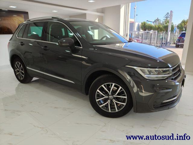 VOLKSWAGEN Tiguan 2.0 TDI 150 CV SCR DSG Life