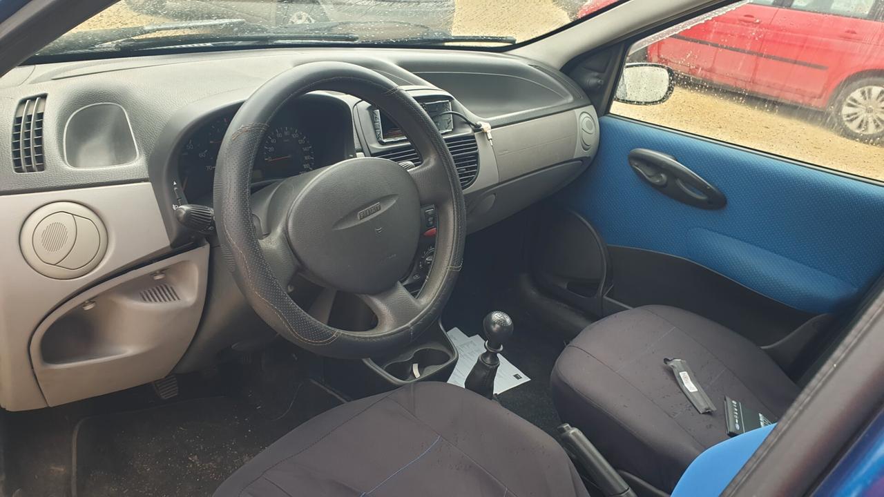 Fiat Punto 1.2i cat 5 porte 44KW