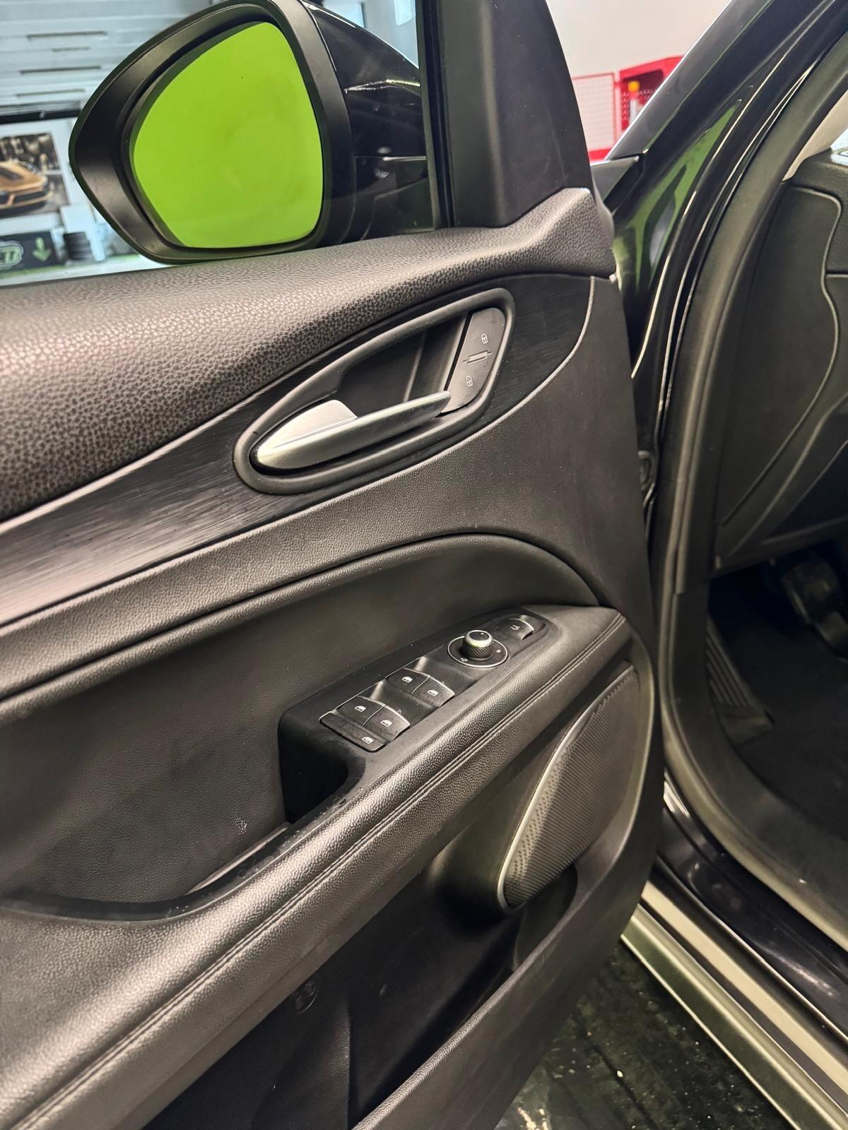 Alfa Romeo Stelvio 2.2 Turbodiesel 180 CV AT8 RWD Executive
