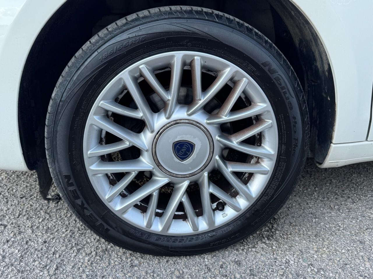 Lancia Ypsilon 1.2 69 CV 5 porte GPL Ecochic Gold