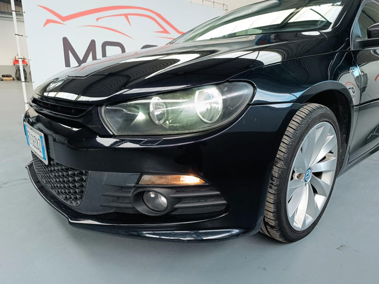 Volkswagen Scirocco 2.0 TDI 170cv R-LINE